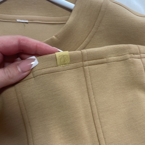 Lulu sweater - Picture 3 of 3